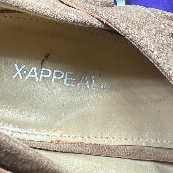 📌x-appeal Round Toe Suede 3.5" High Heel Pumps with Straps Worn Once - Picture 11 of 13